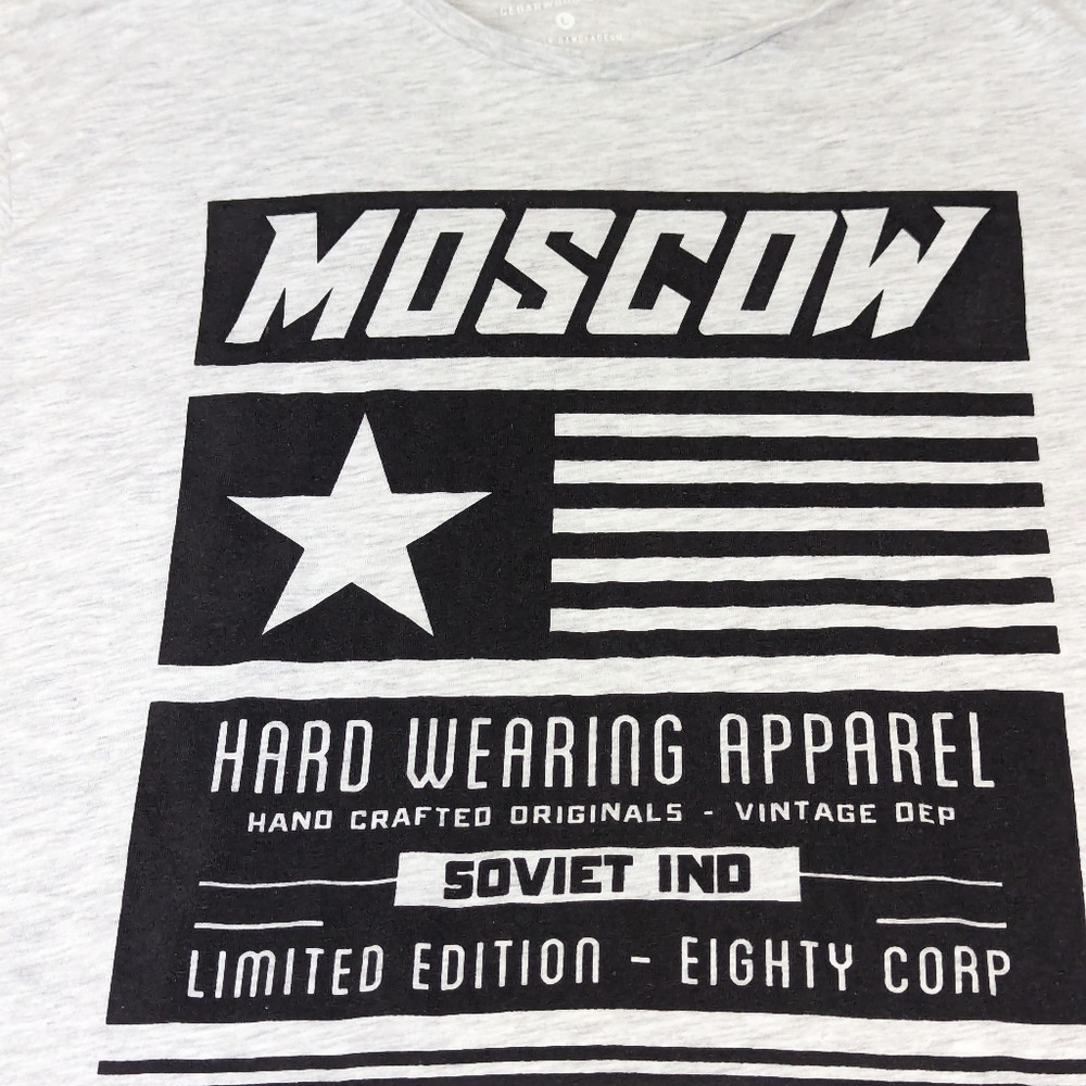 MOSCOW Hard Wearing Apparel Tshirt by Cedarwood State Large